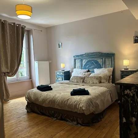 Holiday home Maison Bourgeoise De Charme Avec Spa, Parc Et Activites - Fr-1-489-541