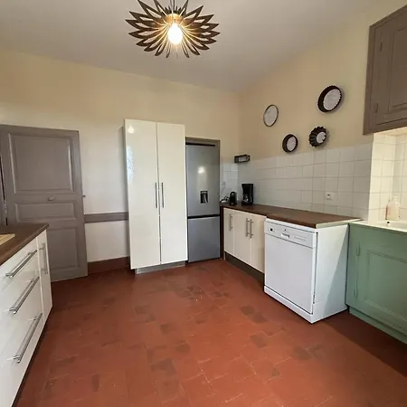 Country house Maison Bourgeoise 1830 Avec Et Jeux, Animaux Acceptes Jaligny