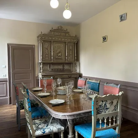 Maison Bourgeoise 1830 Avec Et Jeux, Animaux Acceptes